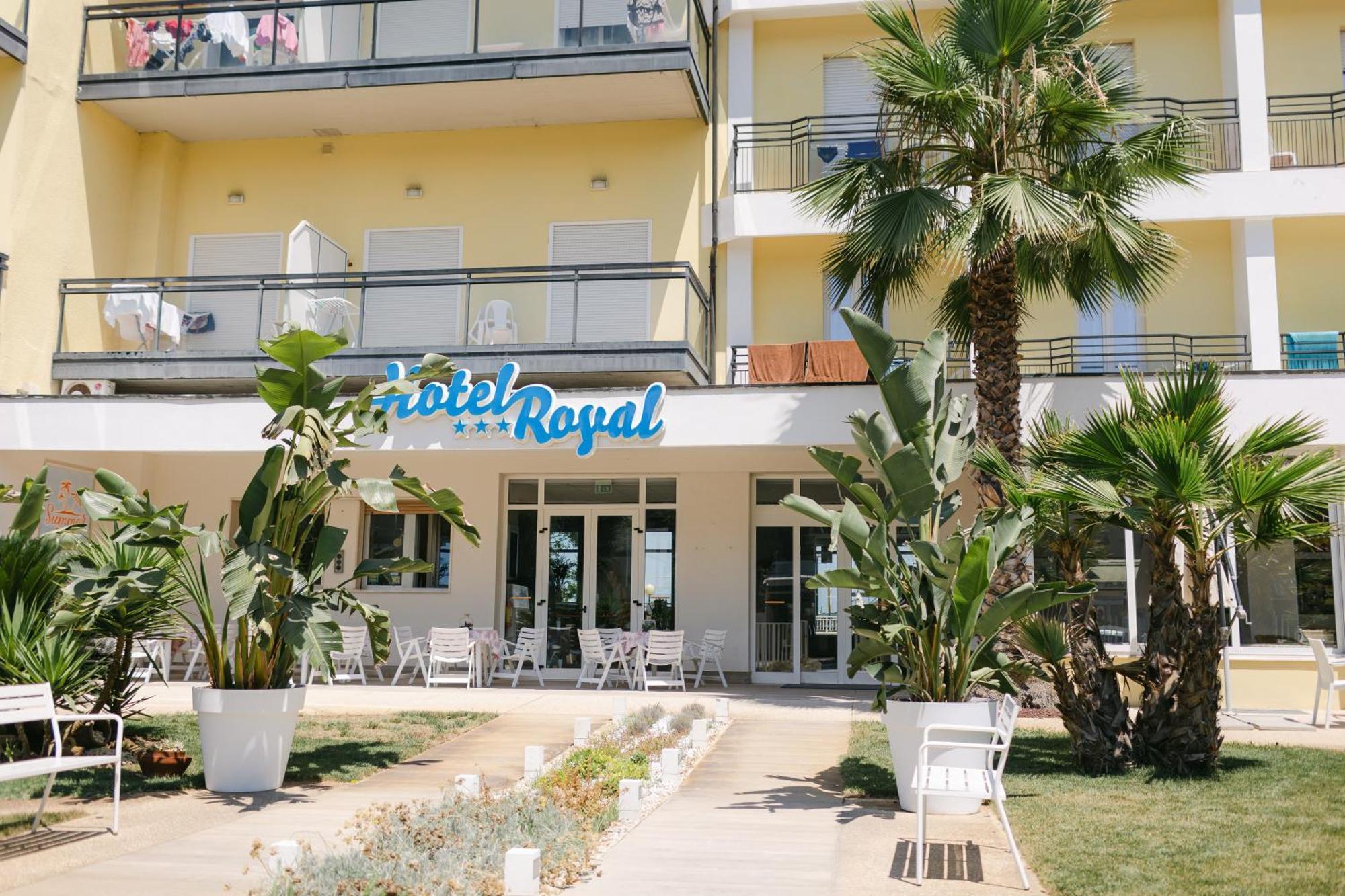 Hotel Royal 카톨리카 외부 사진